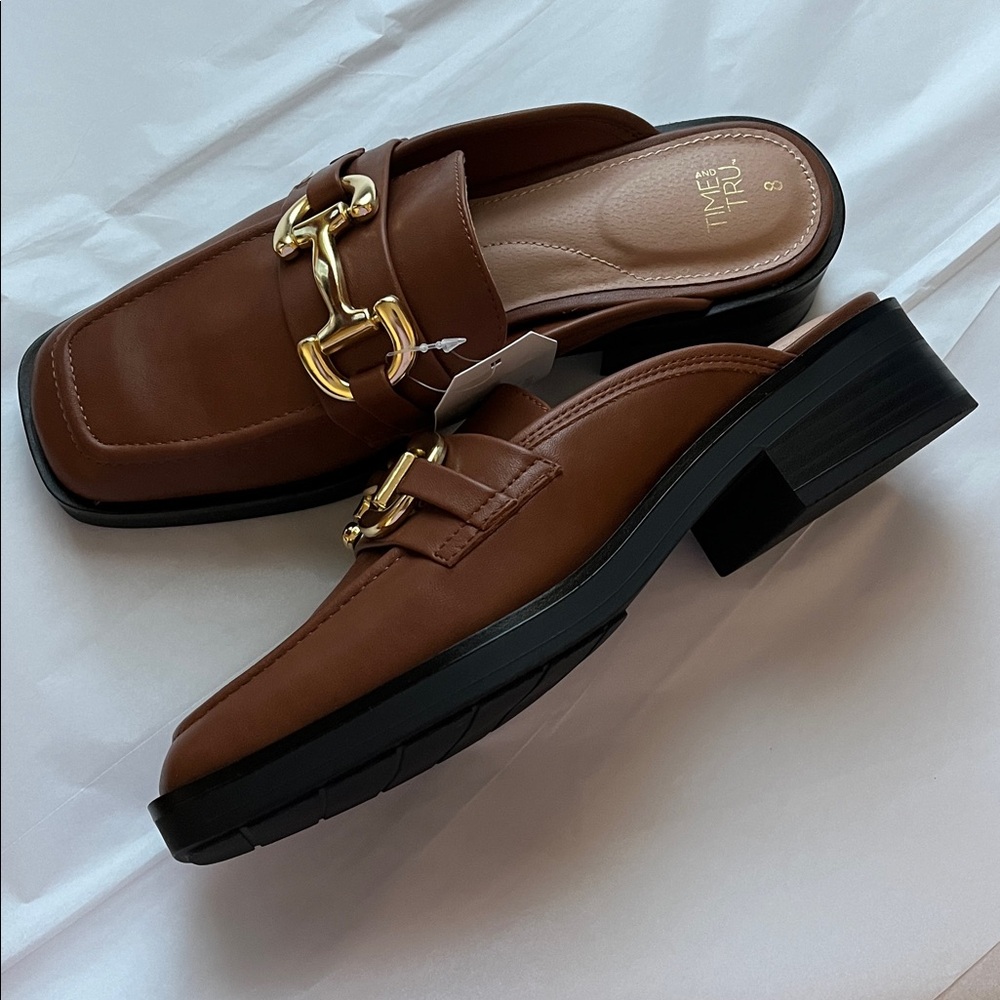Brown Loafers/Mule slip-on shoes with Gold Buckle Woman’s size 11 - Picture 4 of 6